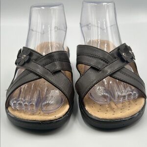 Brown Cross Strap Sandals with Flower Accent size 7, Ana ALMEDIA